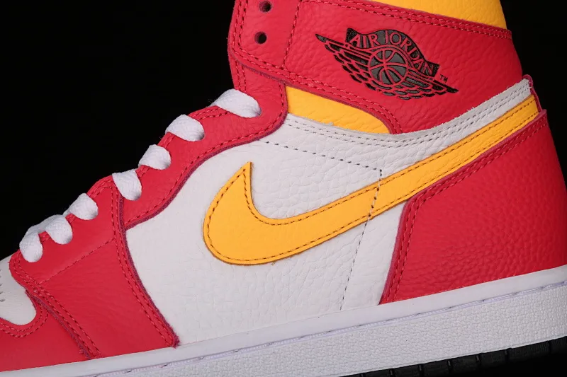 All categories Air Jordan Jordan series basketball shoes Air Jordan 1 High X version Air Jordan 1 "Sail/University Red" AJ1 Joe 1 Olympic white and red high-top basketball shoes 555088-603